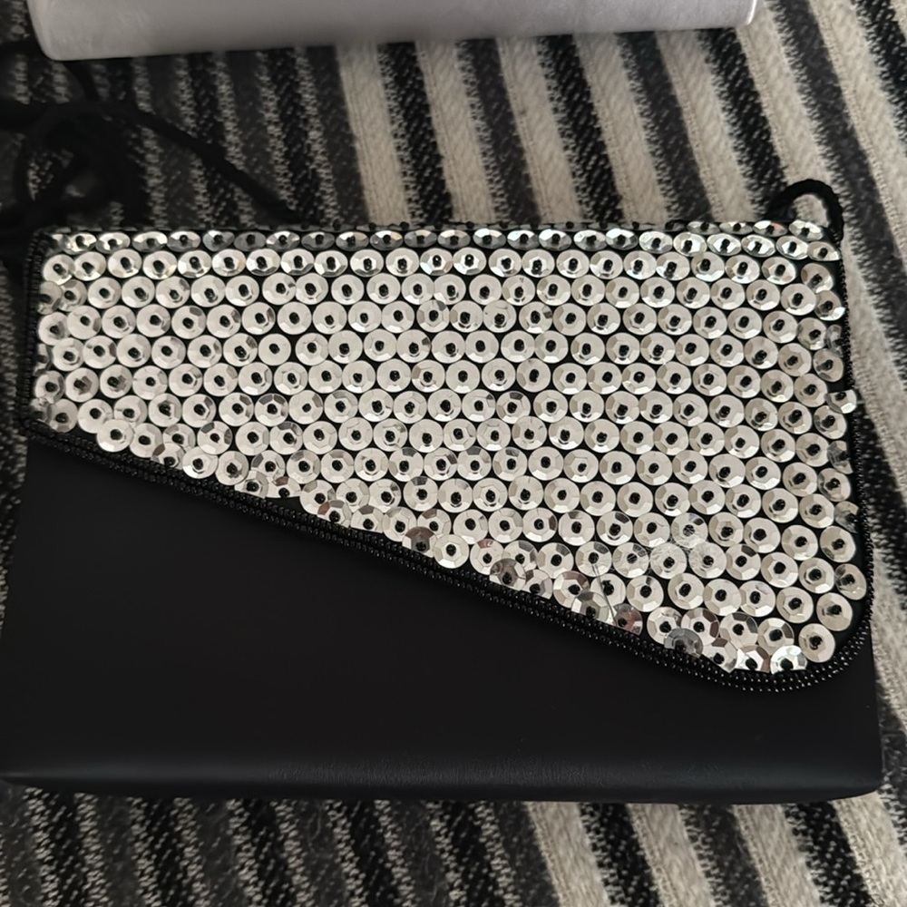 Elegant Black and Silver Women's Lot of Evening Bags - Picture 2 of 9